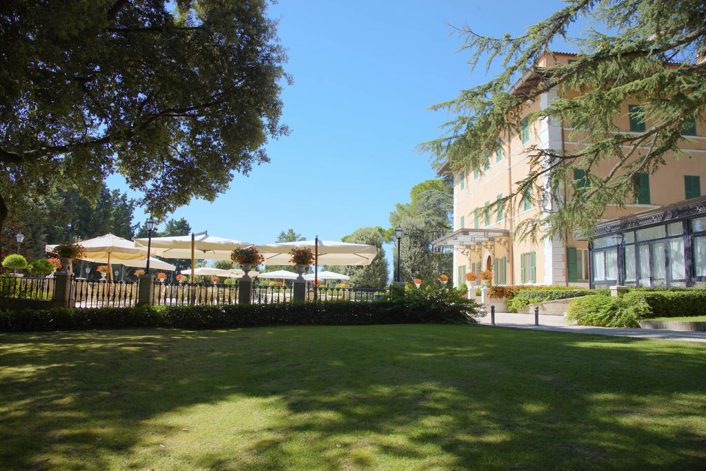 Hotel Villa Verdefiore Appignano  ภายนอก รูปภาพ